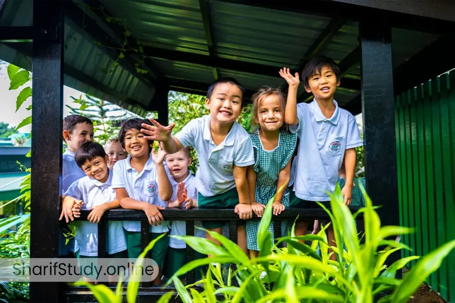 زبان های تدریس شده در مدرسه alice smith 