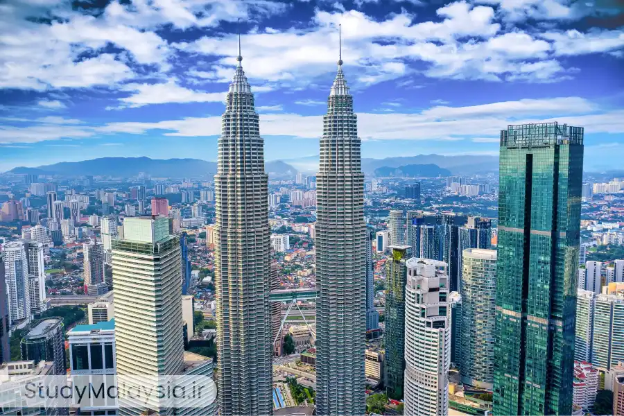 اقامت 10 ساله مالزی